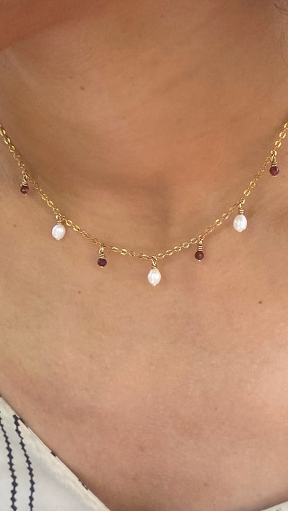 DEW (Garnet) | Necklace